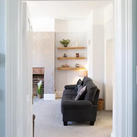 Bootham 32 - Free Parking - Five Minute Walk To Minster