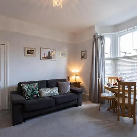 Apartment Bootham 32 - Free Parking - Five Minute Walk To Minster *
