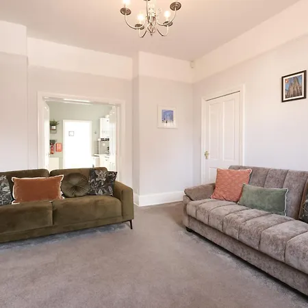 Bootham 32 - Free Parking - Five Minute Walk To Minster *